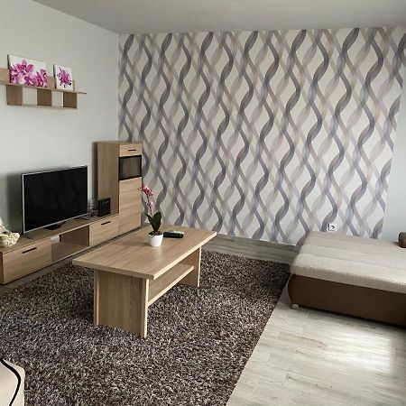 Tamara Apartman Lägenhet Hajdúszoboszló Exteriör bild